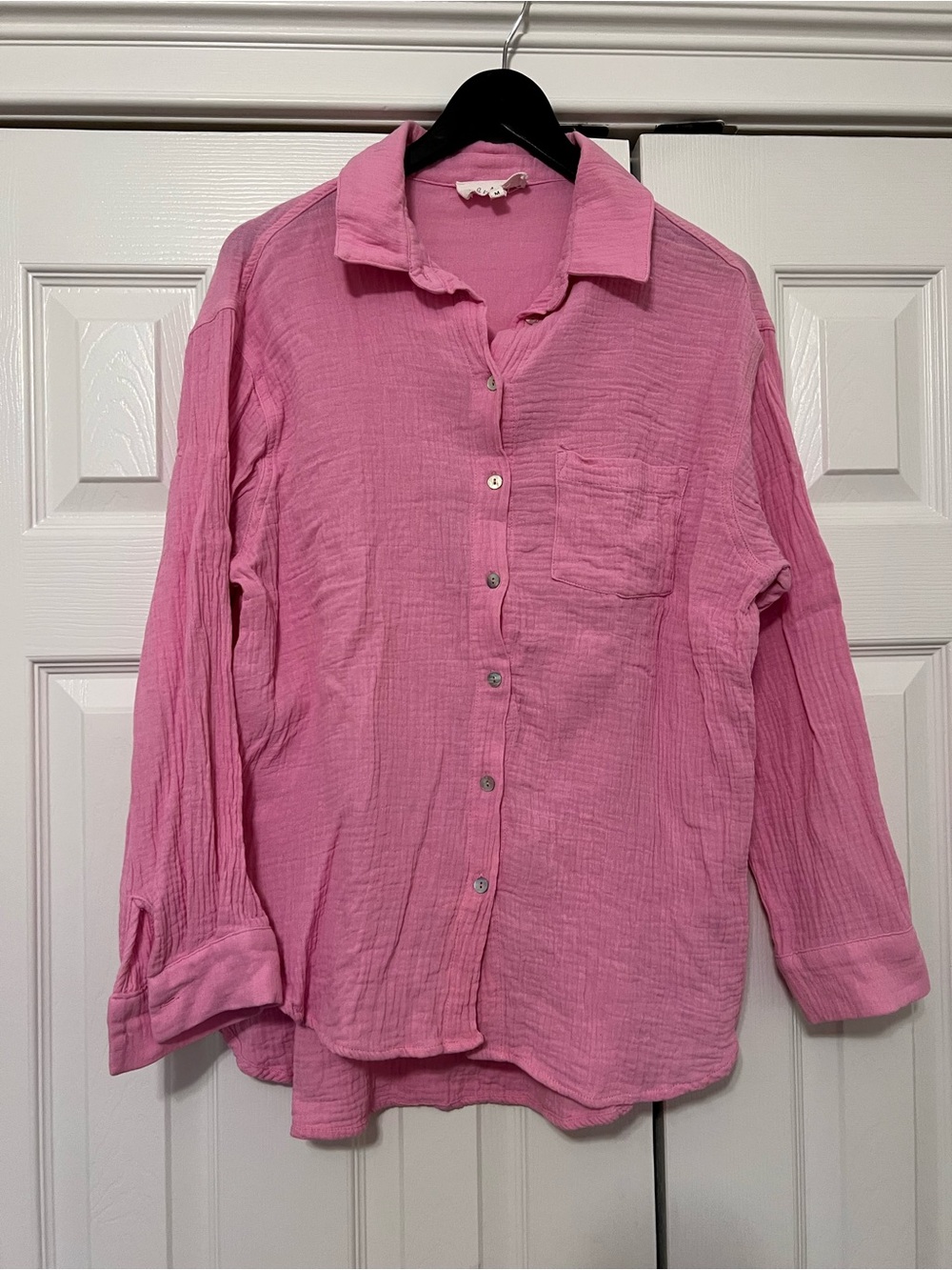 In February 100% Cotton Pink Gauze Button-Up Shirt, size M, Lightweight, Beachy